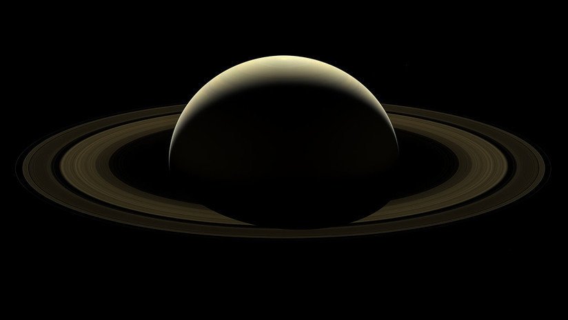 FOTO: El punto exacto donde la sonda Cassini hizo su inmersión 'mortal' en Saturno