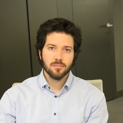 Arnau Pérez, analista político