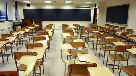 Colombia: Salvaje pelea con armas blancas entre estudiantes de Medellín (VIDEO)