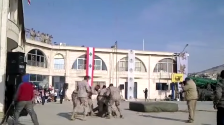 FUERTE VIDEO: Una exhibición militar termina en tragedia