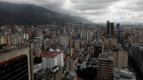 Tillerson amenaza con "seguir presionando" a Venezuela en vísperas de su gira latinoamericana