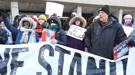 VIDEO: Manifestantes impiden el acceso a la Super Bowl en protesta contra la violencia policial