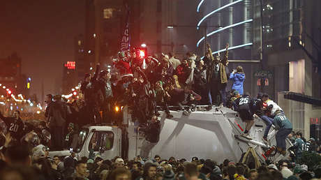 Explosión de violencia callejera en Filadelfia tras la final de la Super Bowl