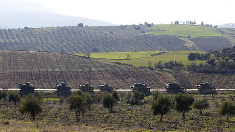 Video: Convoy militar turco entra en la provincia de Alepo y se acerca a las tropas sirias