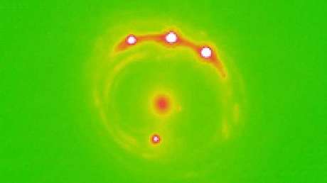 Hallan por primera vez planetas fuera de la Vía Láctea