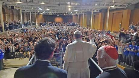 El Vaticano: Experto viaja a Nueva York para entrevistarse con víctima de abusos sexuales en Chile