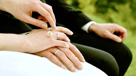 El primer país en revertir el permiso a matrimonios homosexuales