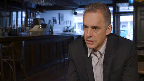 Arden las redes: La épica batalla verbal (y viral) de un psicólogo y una locutora (VIDEO)