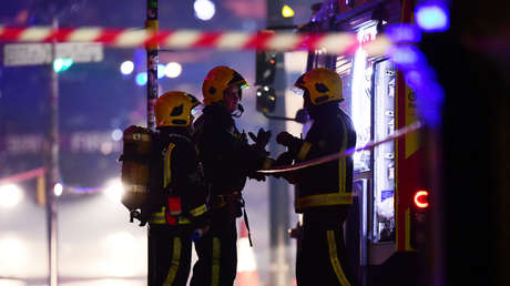 FOTOS: Múltiples edificios en llamas en un polígono industrial en Londres