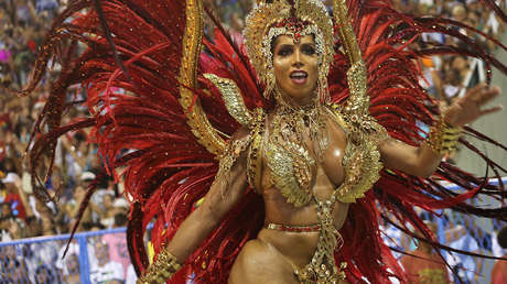 El carnaval de Río de Janeiro hace vibrar a Brasil