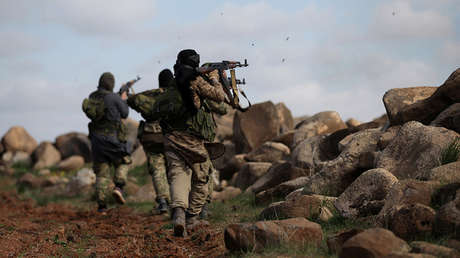 "Me presionaron para que cometiera un atentado suicida": Un ruso relata su vida con el EI en Siria