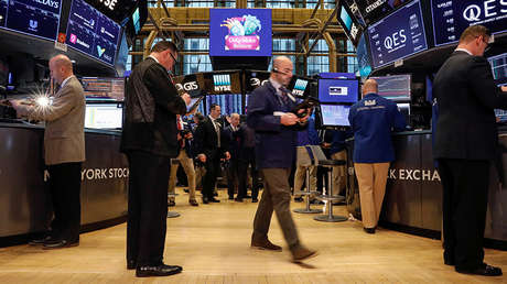 "Los mercados se han vuelto locos": Experto alerta sobre una crisis similar a la de 2008