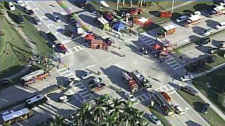 La ciudad en que murieron 17 personas tiroteadas estaba considerada una de las más seguras en EE.UU.