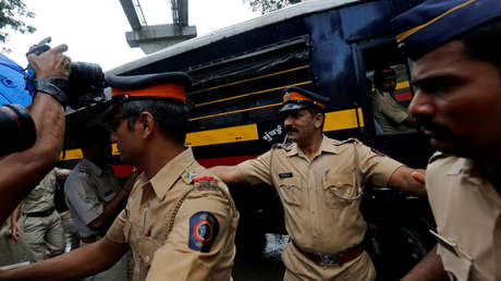 Rocía con ácido a una mujer que rechazó su propuesta matrimonial en San Valentín