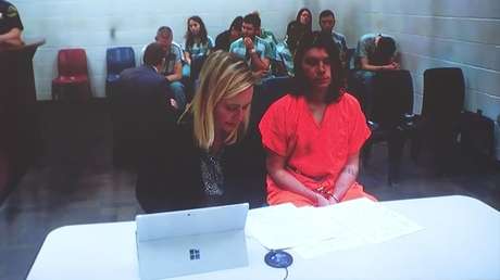 Abuela evita otro tiroteo en escuela en EE.UU. al entregar a su nieto a la Policía