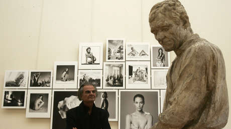 Varias modelos acusan al exfotógrafo de la princesa Diana de acoso sexual