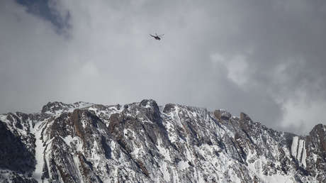 Hallan los restos del avión iraní siniestrado