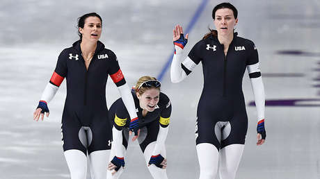 ¿Énfasis en los genitales? El traje de las patinadoras de EE.UU. incendia la Red