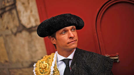 Colombia: Un torero español sufre una cornada de 15 centímetros (FOTOS Y VIDEO)