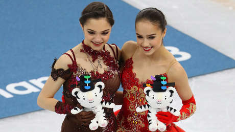 La patinadora rusa Zaguítova consigue a sus 15 años el primer oro en patinaje artístico para Rusia