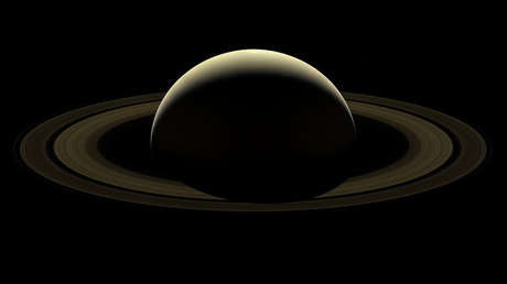 FOTO: El punto exacto donde la sonda Cassini hizo su inmersión 'mortal' en Saturno