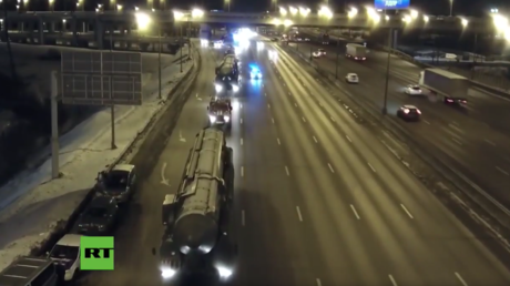 VIDEO: El Ejército ruso traslada varios misiles balísticos intercontinentales Yars a Moscú