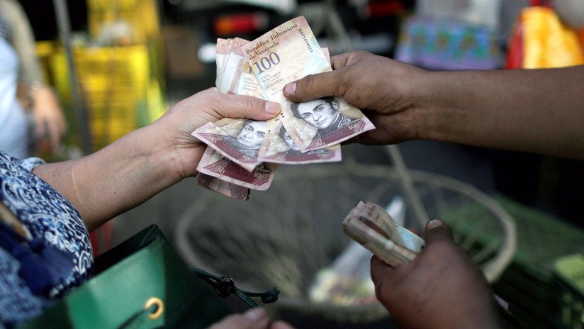 Venezuela: Las remesas "bajo cuerda" abren una nueva grieta en la economía