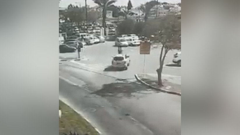 FUERTE VIDEO: Todoterreno arrolla a dos soldados y un peatón en un atropello múltiple en Israel