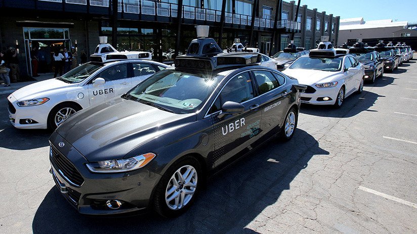 Primer caso en la historia: Un vehículo autónomo de Uber atropella y mata a una mujer en EE.UU.