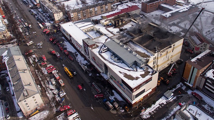 Detienen al guardia que desactivó el sistema de alarma en el centro comercial ruso incendiado