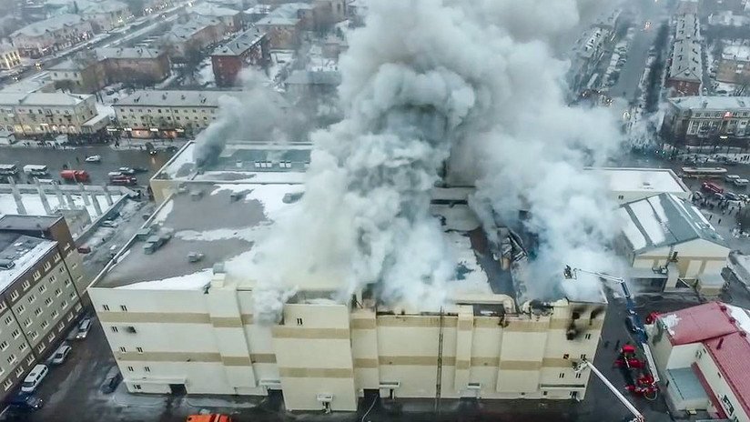 "Dan ganas de llorar a gritos": Putin visita Kémerovo tras la tragedia