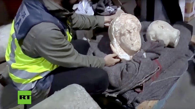 VIDEO: La Policía española recupera piezas de arte robadas en Libia por el Estado Islámico