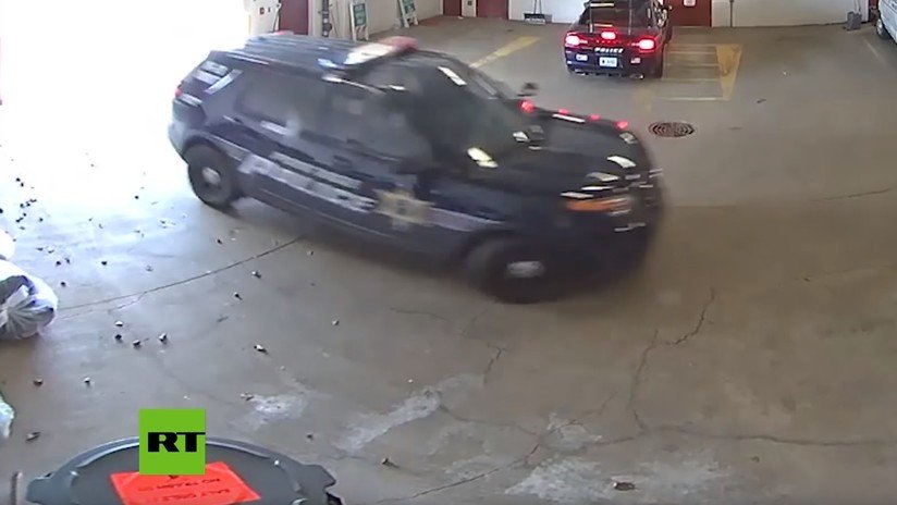 VIDEO: Escapa de una prisión en EE.UU. cuando se cerraba la puerta del garaje