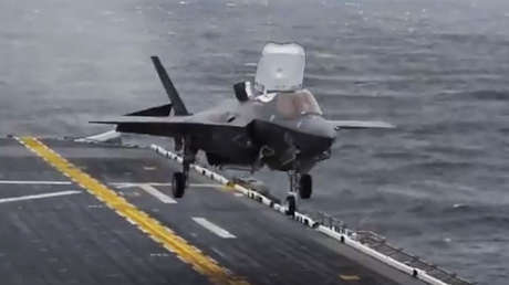 VIDEO: EE.UU. despliega por primera vez buque de asalto anfibio con cazas F-35B en el Indo-Pacífico