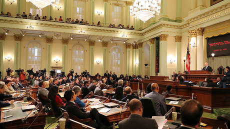 Gobierno de Trump demanda a California por sus leyes-santuario para inmigrantes