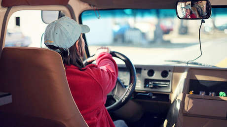 Detienen a un mexicano que conducía en sentido contrario porque "le habló madre tierra" (VIDEO)