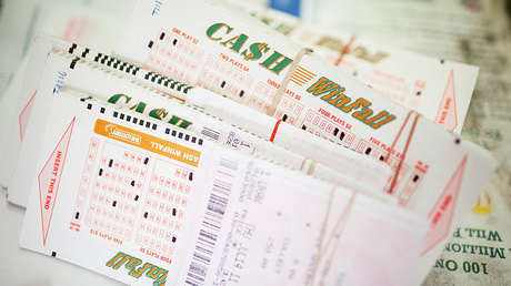 Descubre un secreto para ganar la lotería y se vuelve millonario