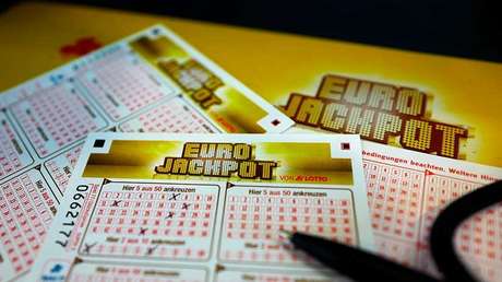 Sigue el consejo de su madre y gana 100.000 dólares en la lotería