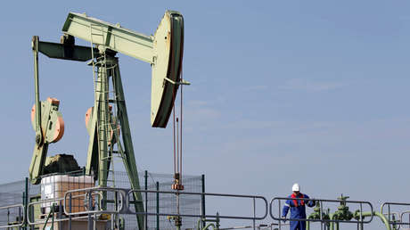 Ecuador licita áreas de gas y petróleo en busca de inversiones por 800 millones de dólares