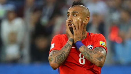 FOTO: Un banco peruano 'trolea' a Chile y Arturo Vidal por su ausencia en el Mundial de Rusia