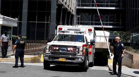 Hospitalizan a un premio nobel en EE.UU. y hallan a su esposa muerta