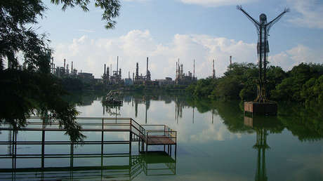 VIDEO, FOTOS: Colombia logra controlar el fuerte derrame de petróleo 20 días después
