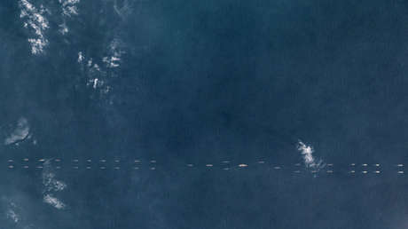 Imágenes de satélite revelan una gran demostración de fuerza de la Armada china 