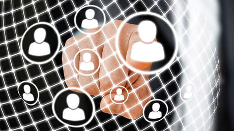 La Unión Europea podría lanzar su propia red social tras el escándalo de filtraciones de Facebook