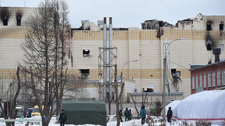 Dictan orden de arresto para bromista ucraniano que difundió un número falso de víctimas en Kémerovo