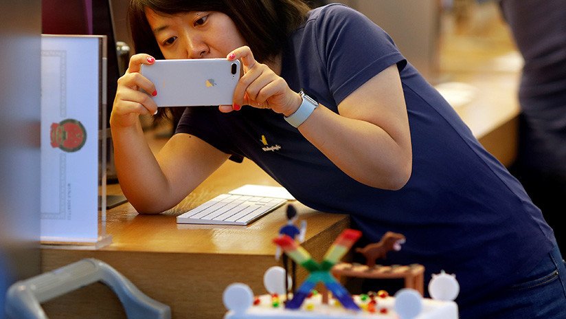 Mercados de EE.UU. caen en pérdidas por desplome de acciones tecnológicas y posible guerra comercial