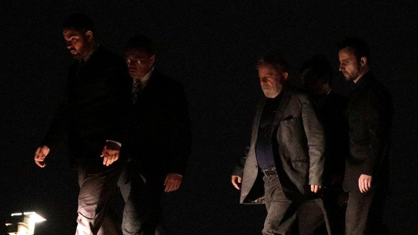 "Tira esa basura por la ventana": Difunden audios del avión que transportaba a Lula da Silva