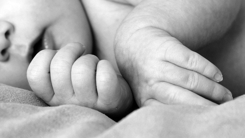 Un bebé nace en China cuatro años después de la muerte de sus padres