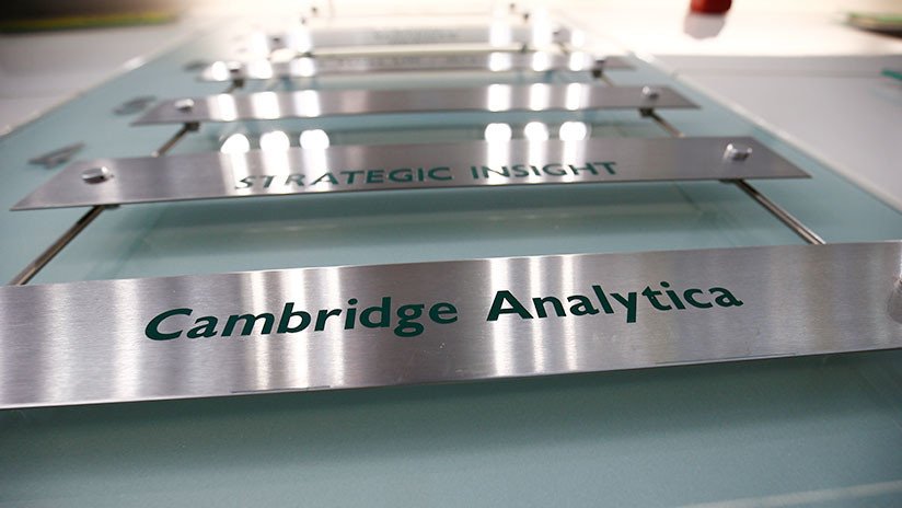 Cambridge Analytica admite haber tenido contactos con campañas presidenciales en Colombia