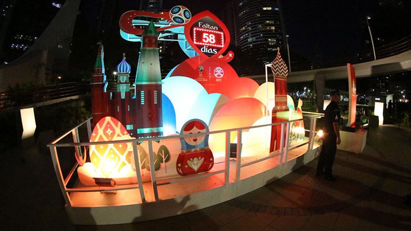 Instalan en Panamá un reloj con la cuenta regresiva para el Mundial de Rusia 2018 